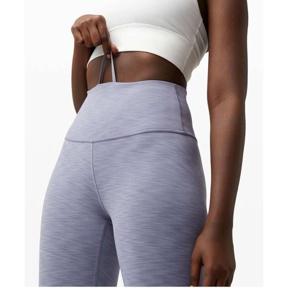 LULULEMON ATHLETICA Wunder Train High-Rise Crop 21' Size 6 - Picture 3 of 5